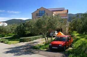 Apartments with a parking space Kneza, Korcula - 4343